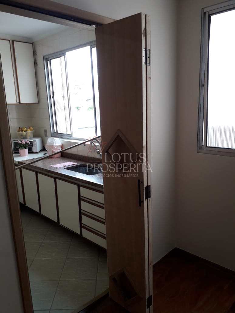 Apartamento à venda com 3 quartos, 83m² - Foto 9