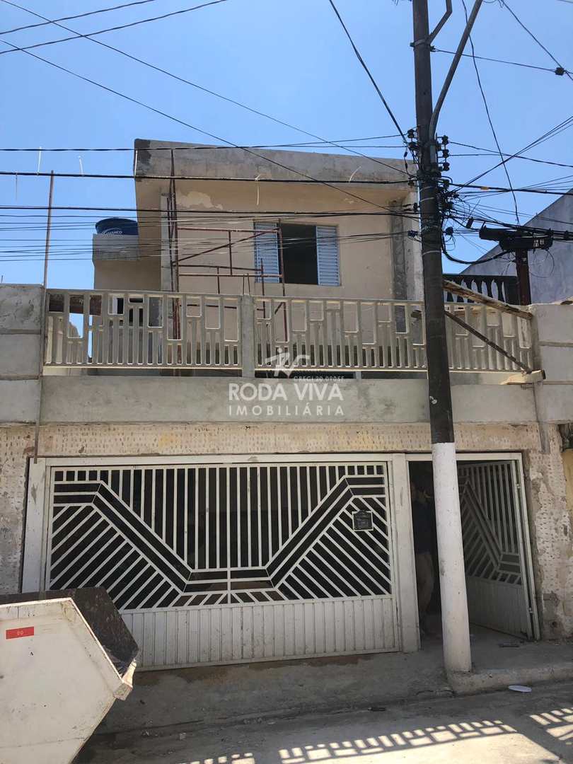 Sobrado à venda com 3 quartos, 150m² - Foto 1