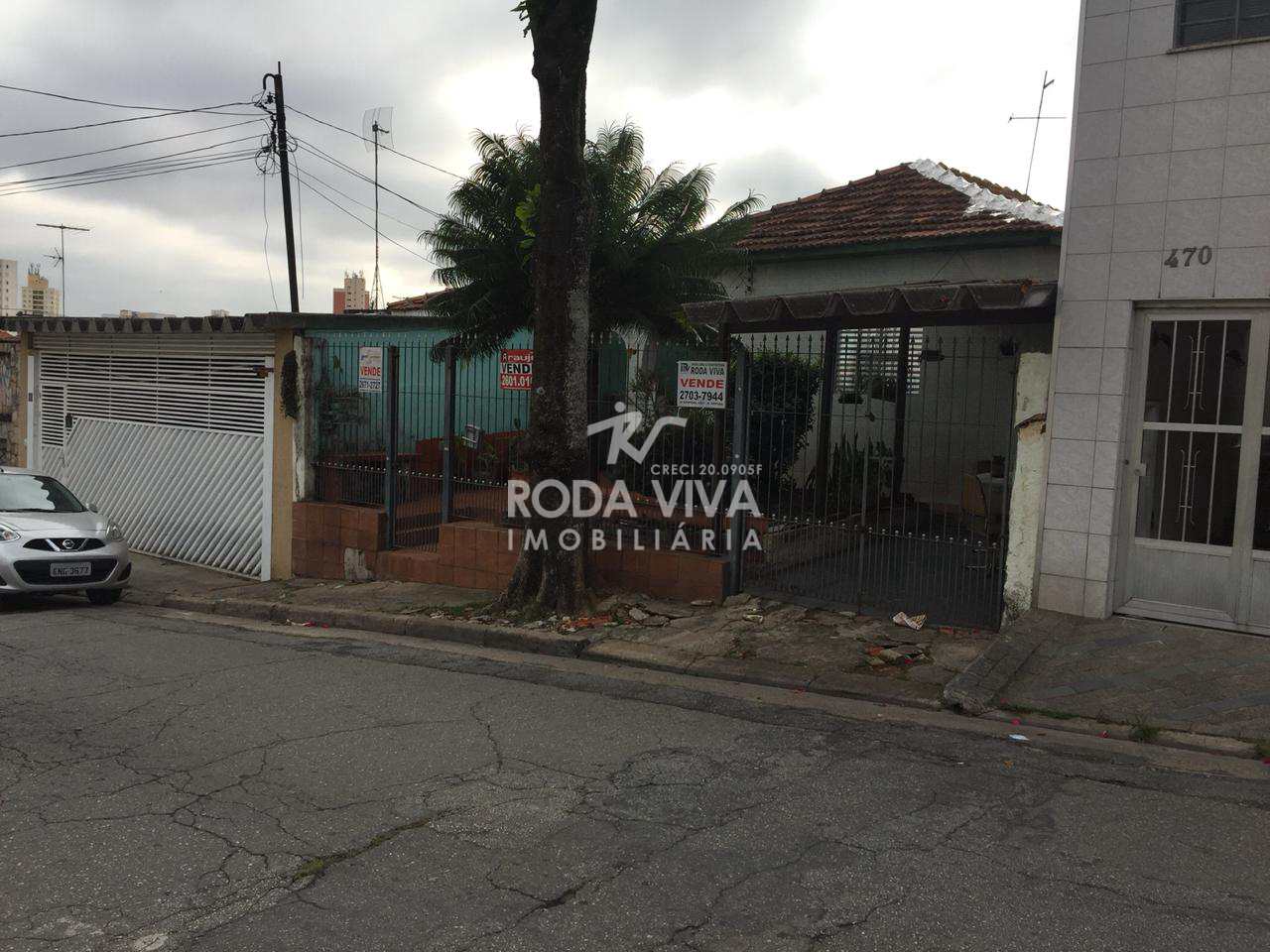 Casa à venda com 3 quartos, 240m² - Foto 2