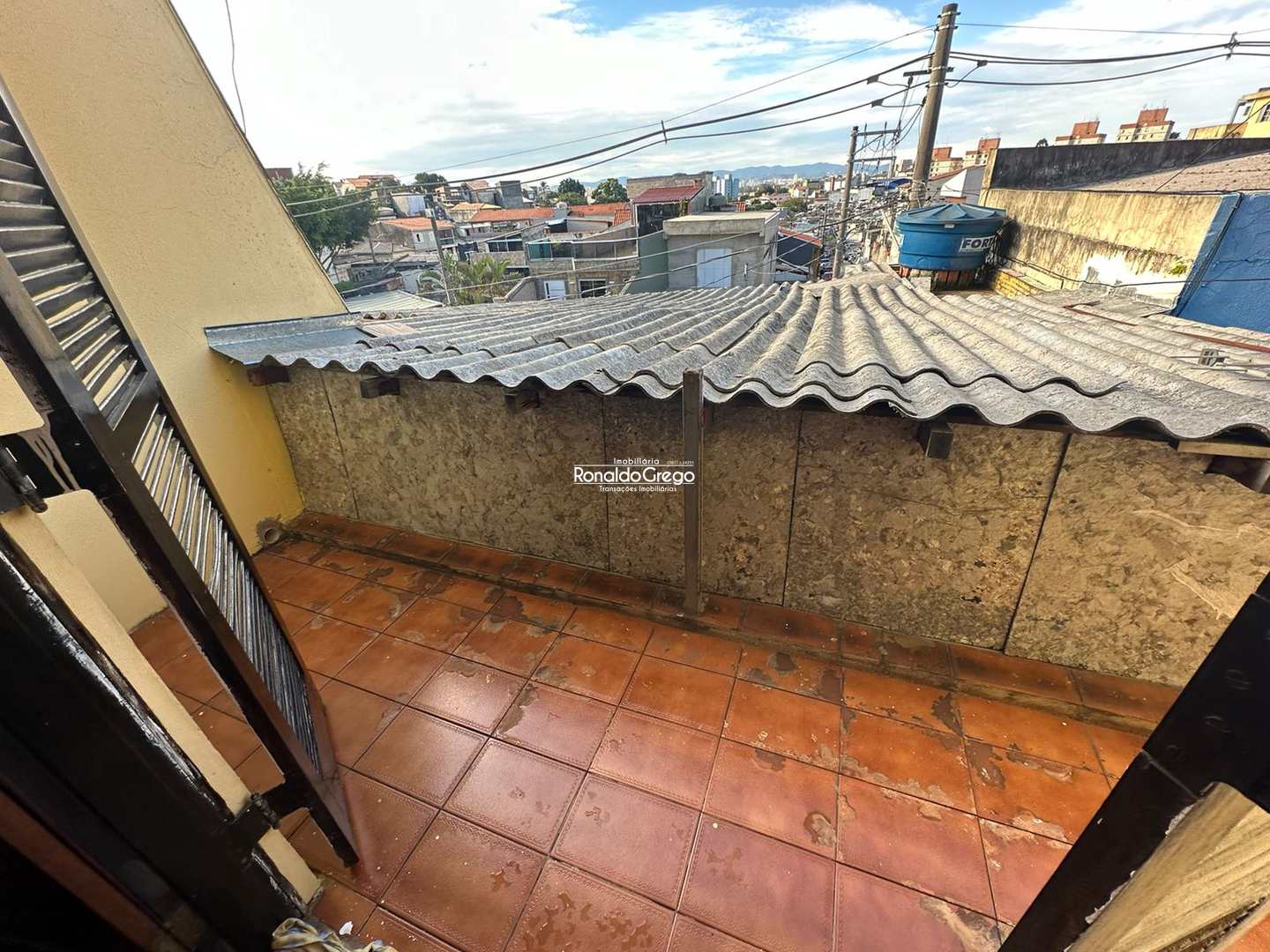 Sobrado à venda com 6 quartos, 250m² - Foto 52