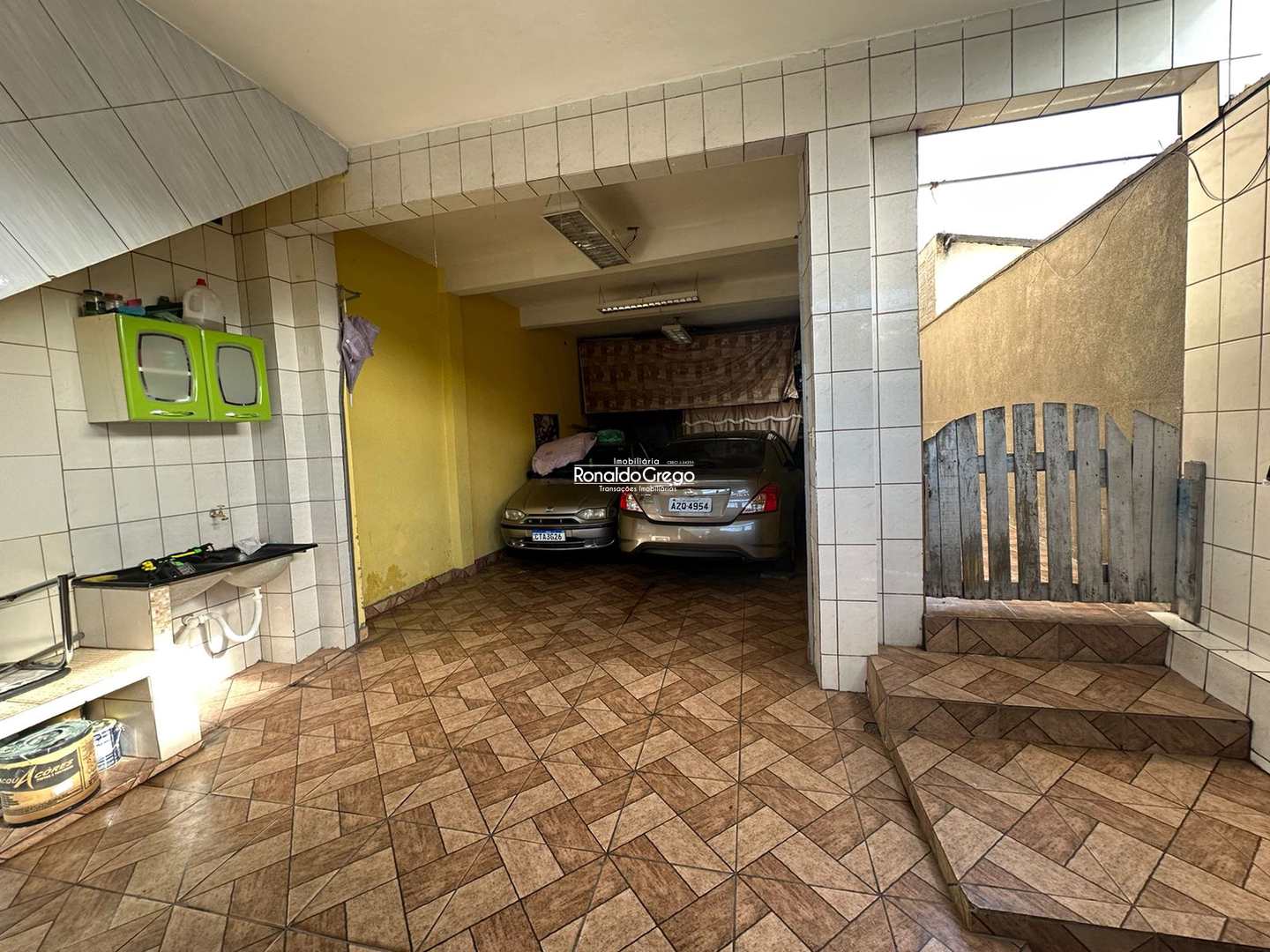 Sobrado à venda com 6 quartos, 250m² - Foto 9