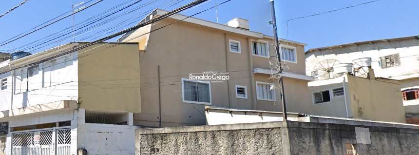 Sobrado à venda com 6 quartos, 250m² - Foto 1