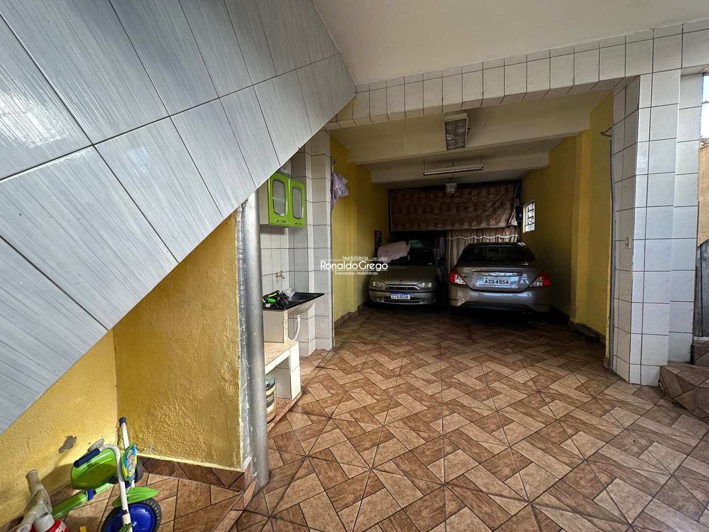 Sobrado à venda com 6 quartos, 250m² - Foto 50