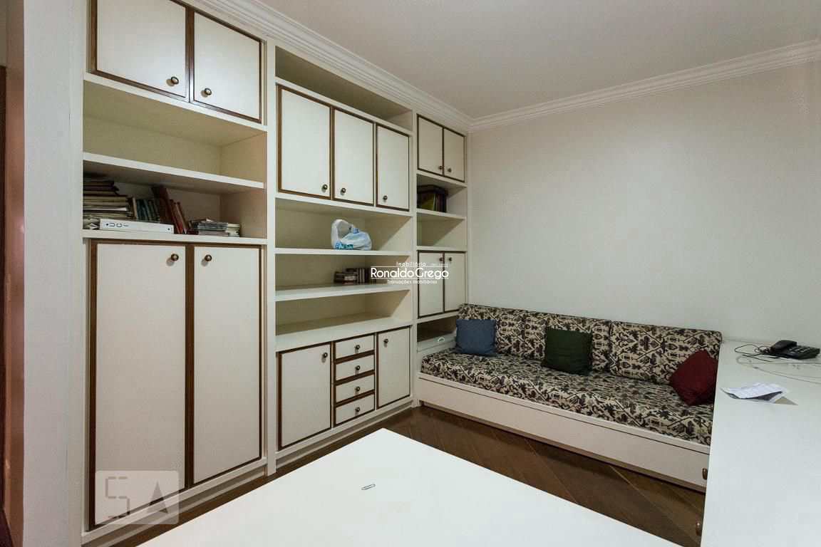 Apartamento à venda com 4 quartos, 235m² - Foto 23