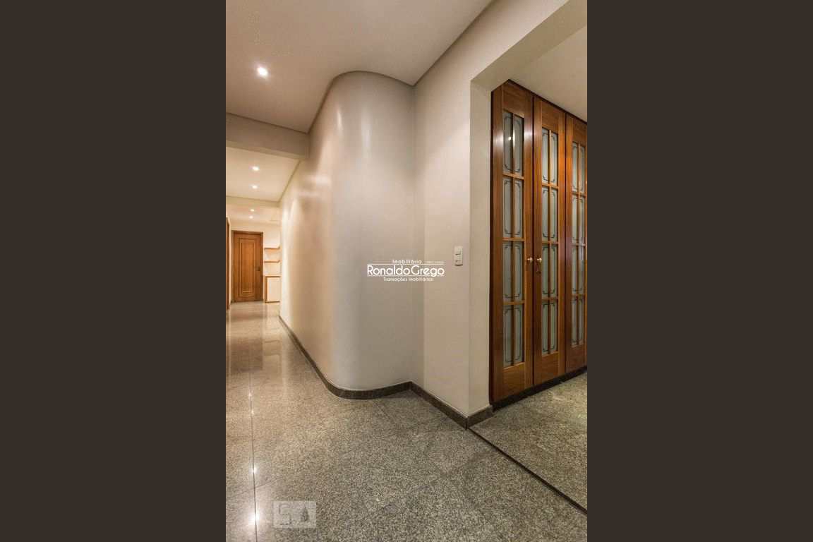 Apartamento à venda com 4 quartos, 235m² - Foto 12