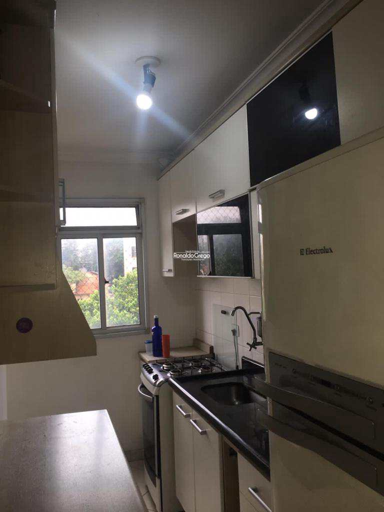 Apartamento à venda com 2 quartos, 48m² - Foto 17