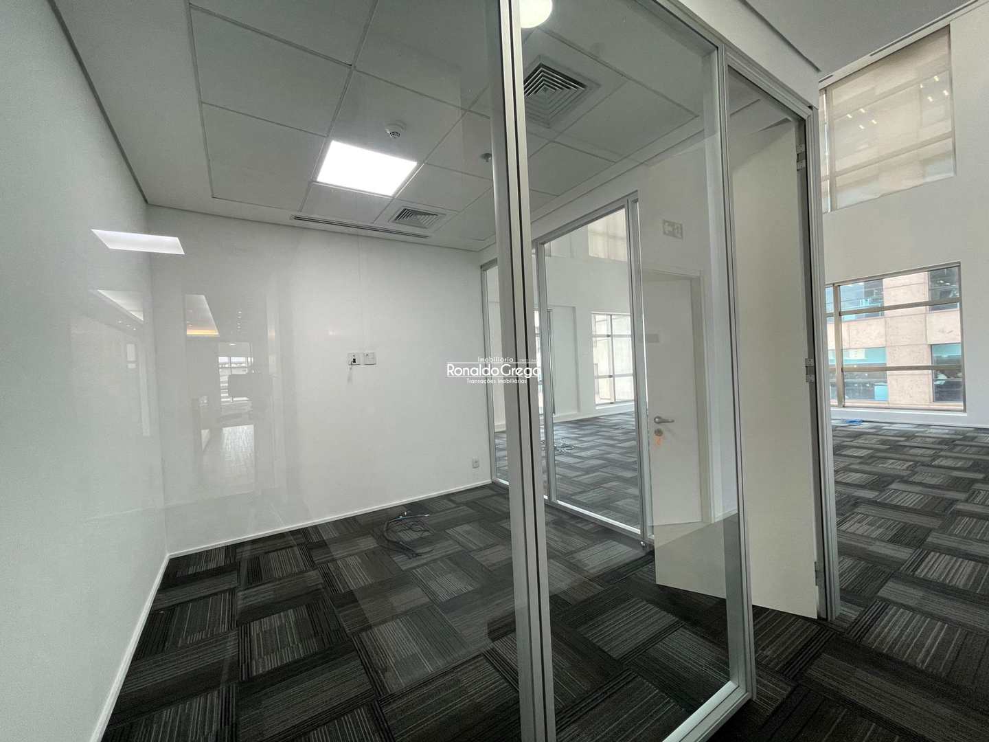 Prédio Inteiro para alugar, 740m² - Foto 36