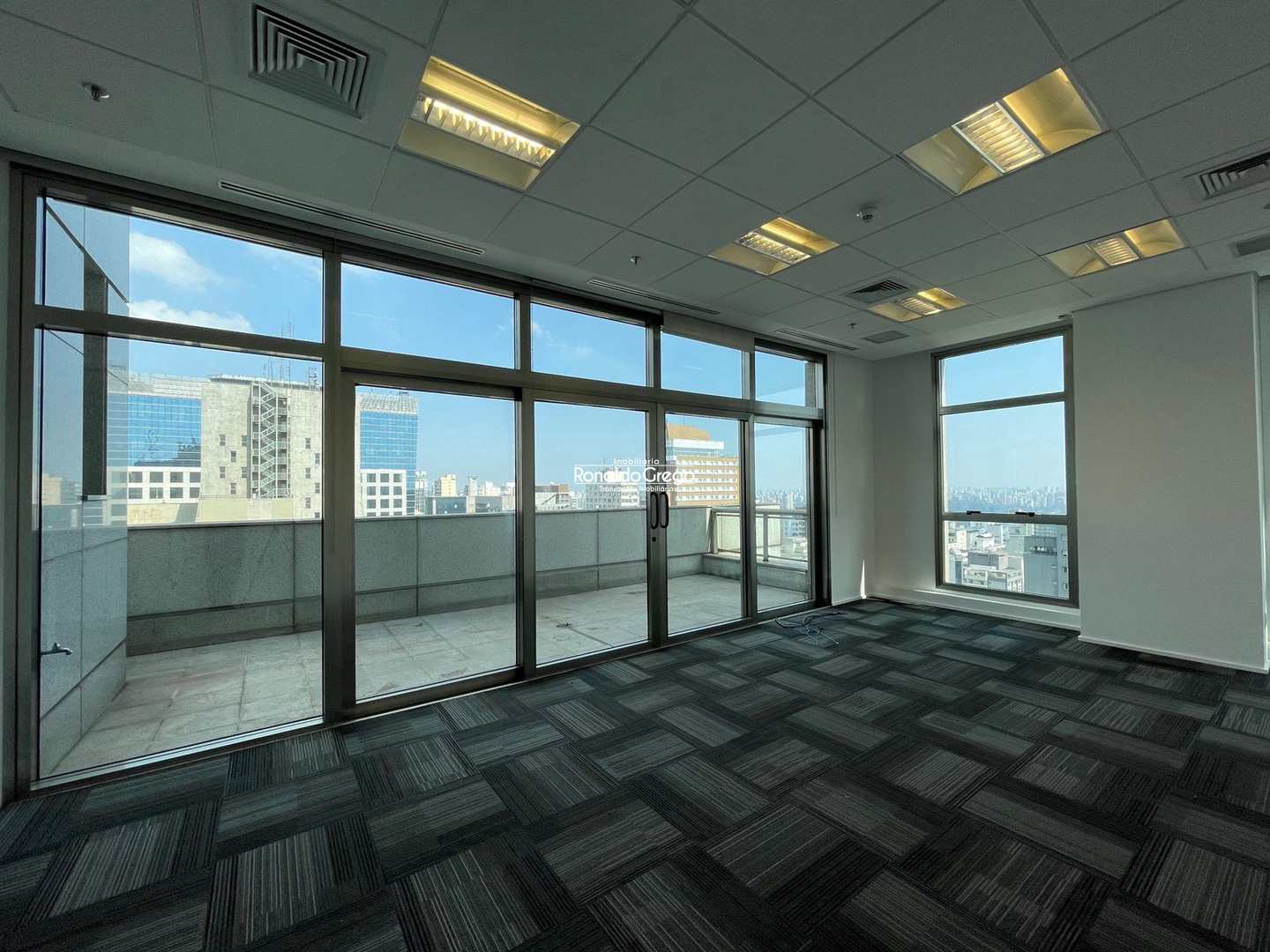 Prédio Inteiro para alugar, 740m² - Foto 35