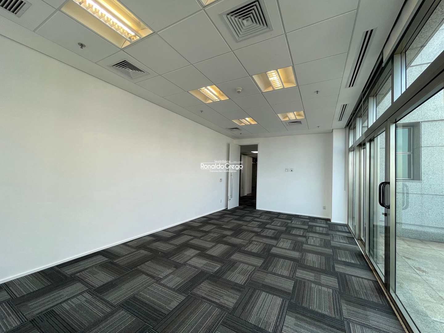 Prédio Inteiro para alugar, 740m² - Foto 41