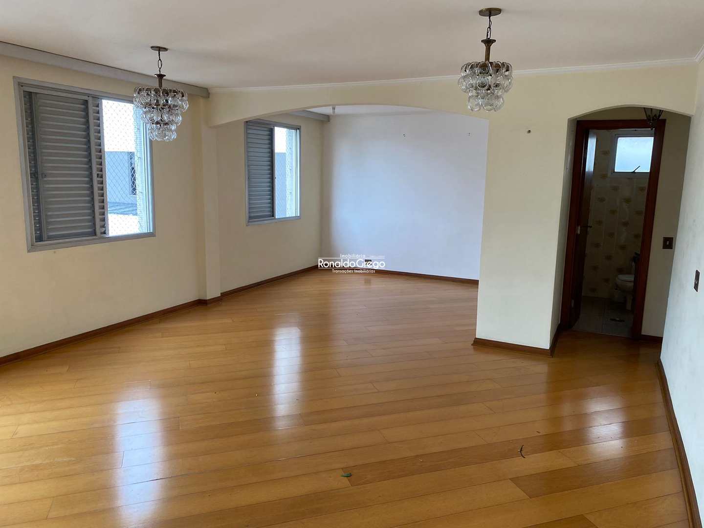 Apartamento à venda e aluguel com 4 quartos, 189m² - Foto 8