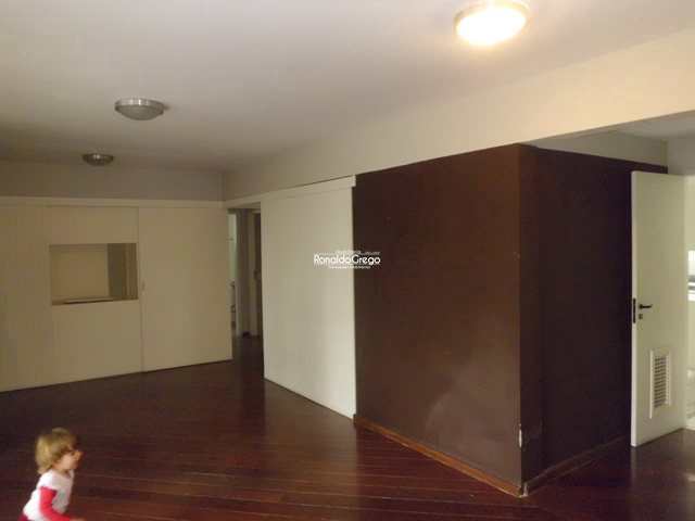 Apartamento à venda com 3 quartos, 183m² - Foto 12