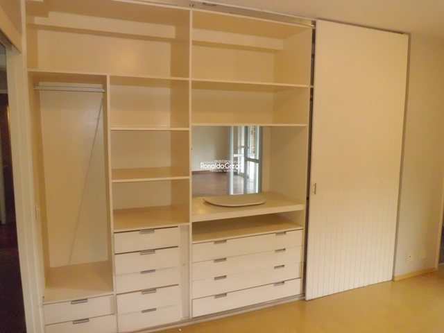 Apartamento à venda com 3 quartos, 183m² - Foto 6