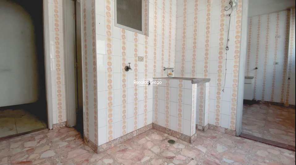 Apartamento à venda com 3 quartos, 183m² - Foto 22