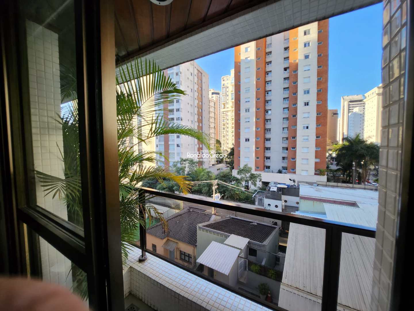 Apartamento à venda e aluguel com 4 quartos, 189m² - Foto 3