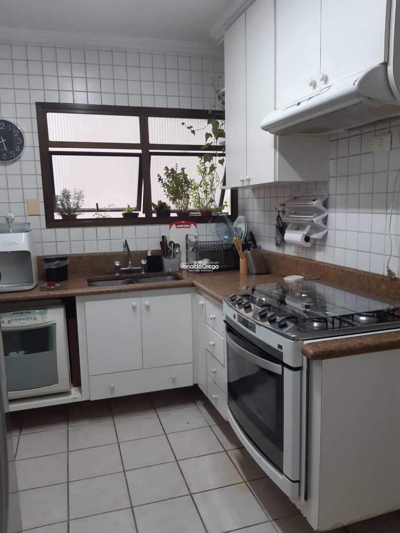 Apartamento à venda e aluguel com 4 quartos, 189m² - Foto 12