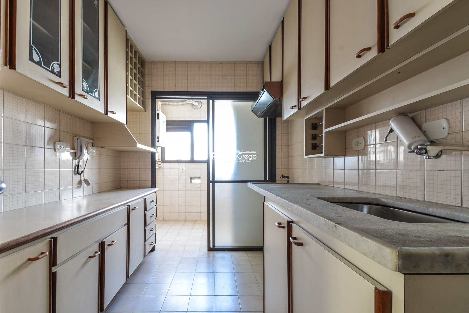 Apartamento à venda com 3 quartos, 95m² - Foto 30