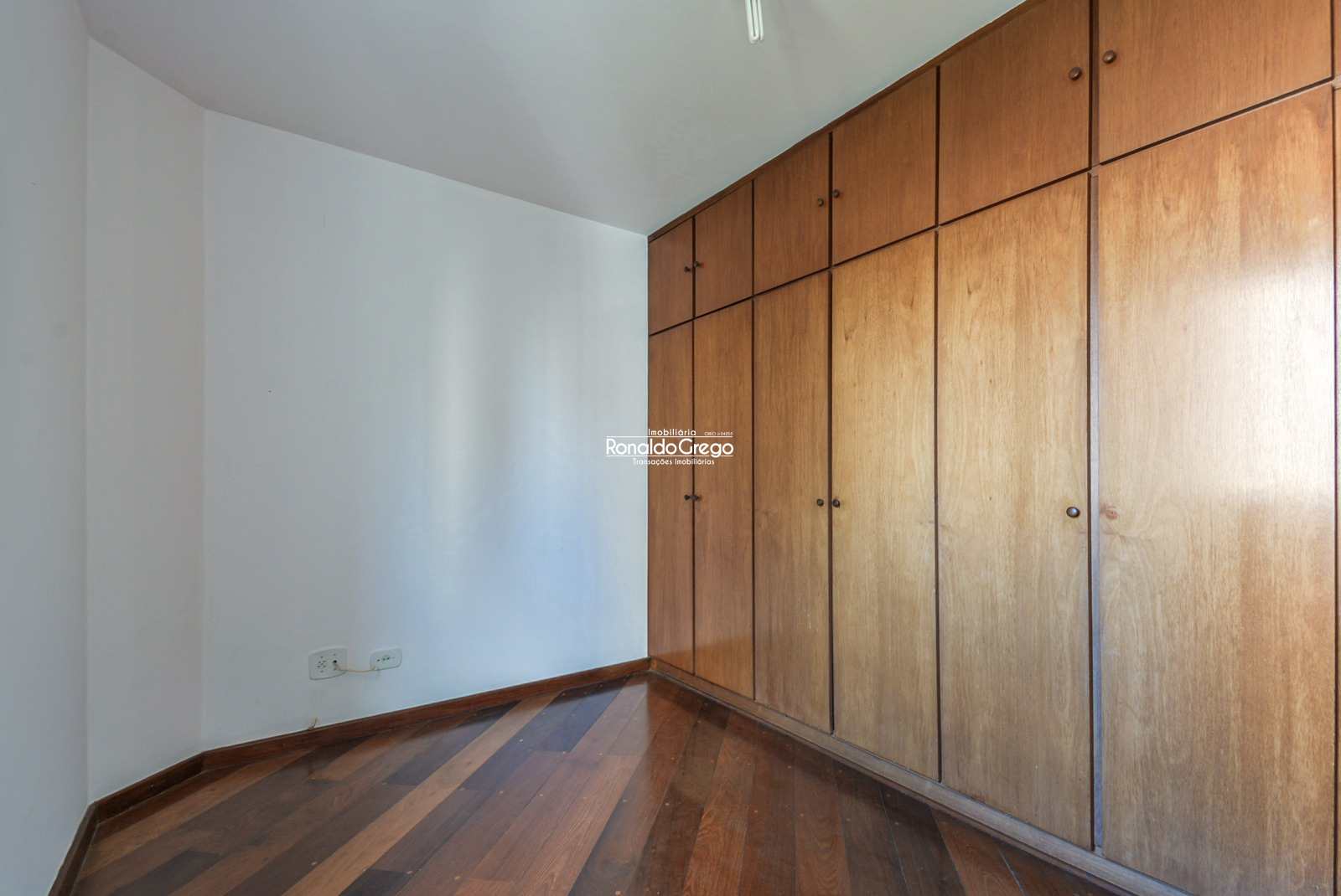 Apartamento à venda com 3 quartos, 95m² - Foto 12