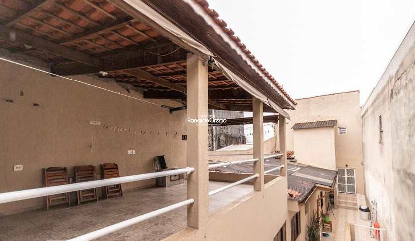 Casa à venda com 5 quartos, 235m² - Foto 14