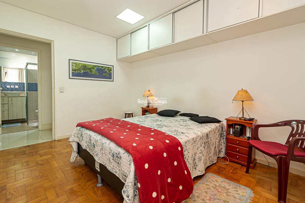 Apartamento à venda com 3 quartos, 130m² - Foto 2