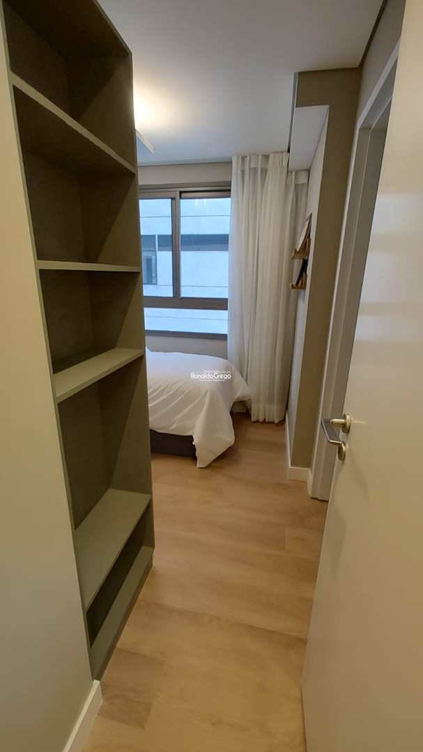 Apartamento à venda com 3 quartos, 145m² - Foto 14