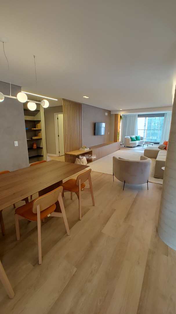 Apartamento à venda com 3 quartos, 145m² - Foto 8