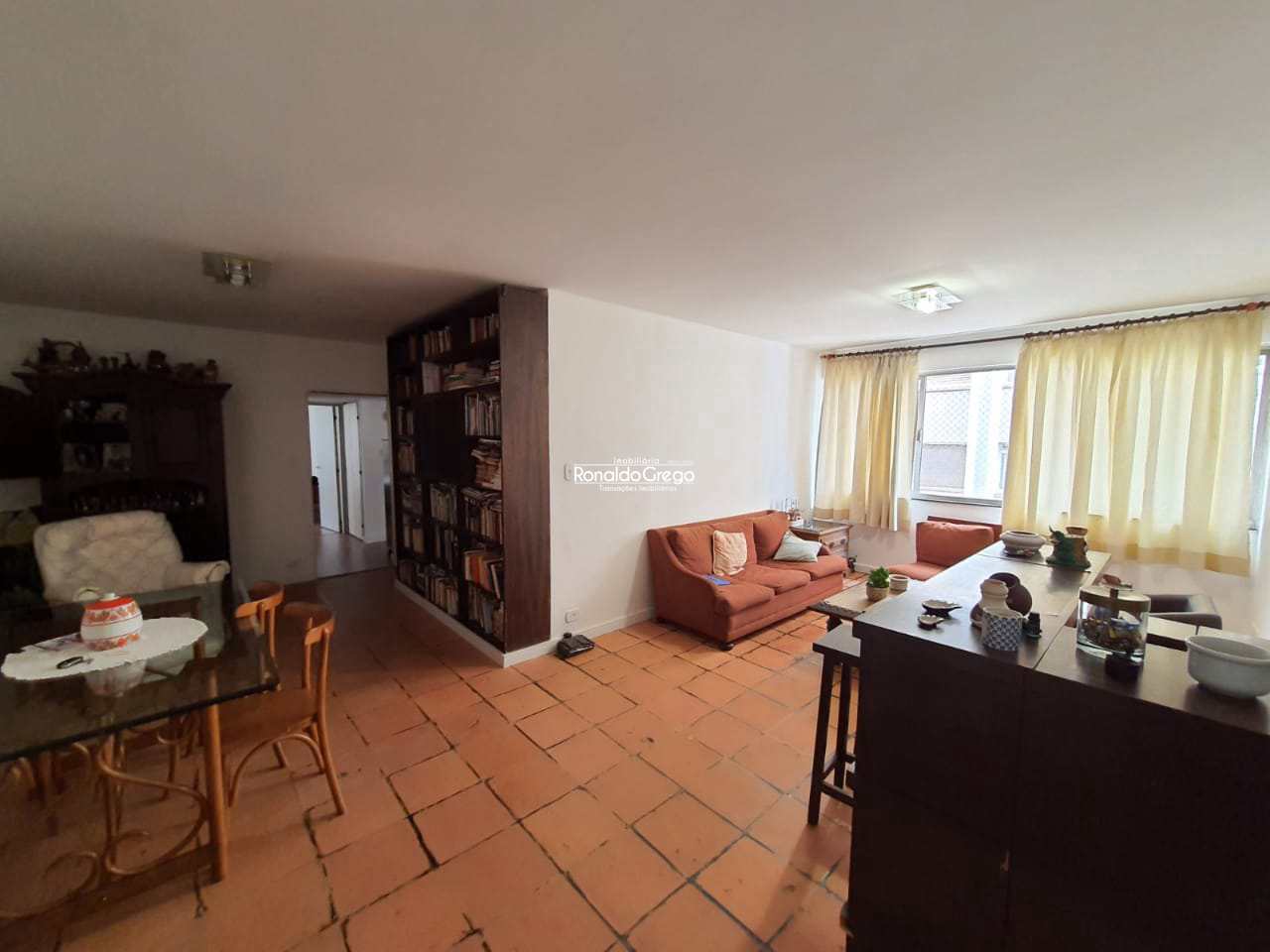 Apartamento à venda com 3 quartos, 126m² - Foto 1