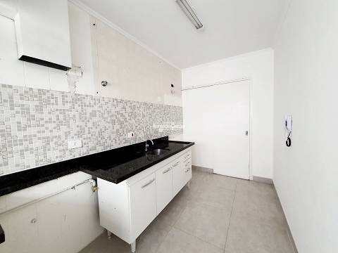 Apartamento à venda com 2 quartos, 75m² - Foto 17