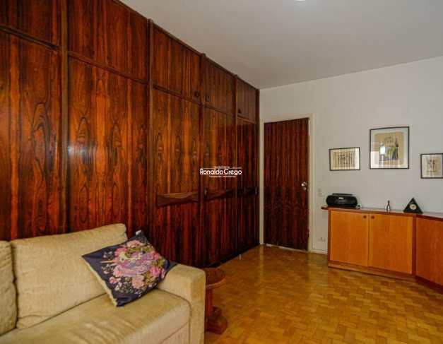 Apartamento à venda com 3 quartos, 160m² - Foto 9