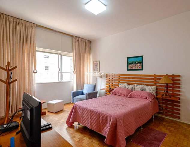 Apartamento à venda com 3 quartos, 160m² - Foto 4