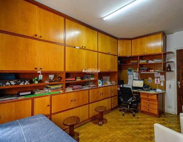 Apartamento à venda com 3 quartos, 160m² - Foto 8