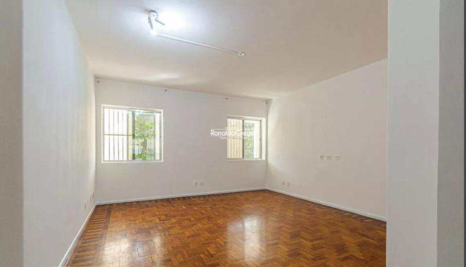 Apartamento à venda com 3 quartos, 150m² - Foto 1