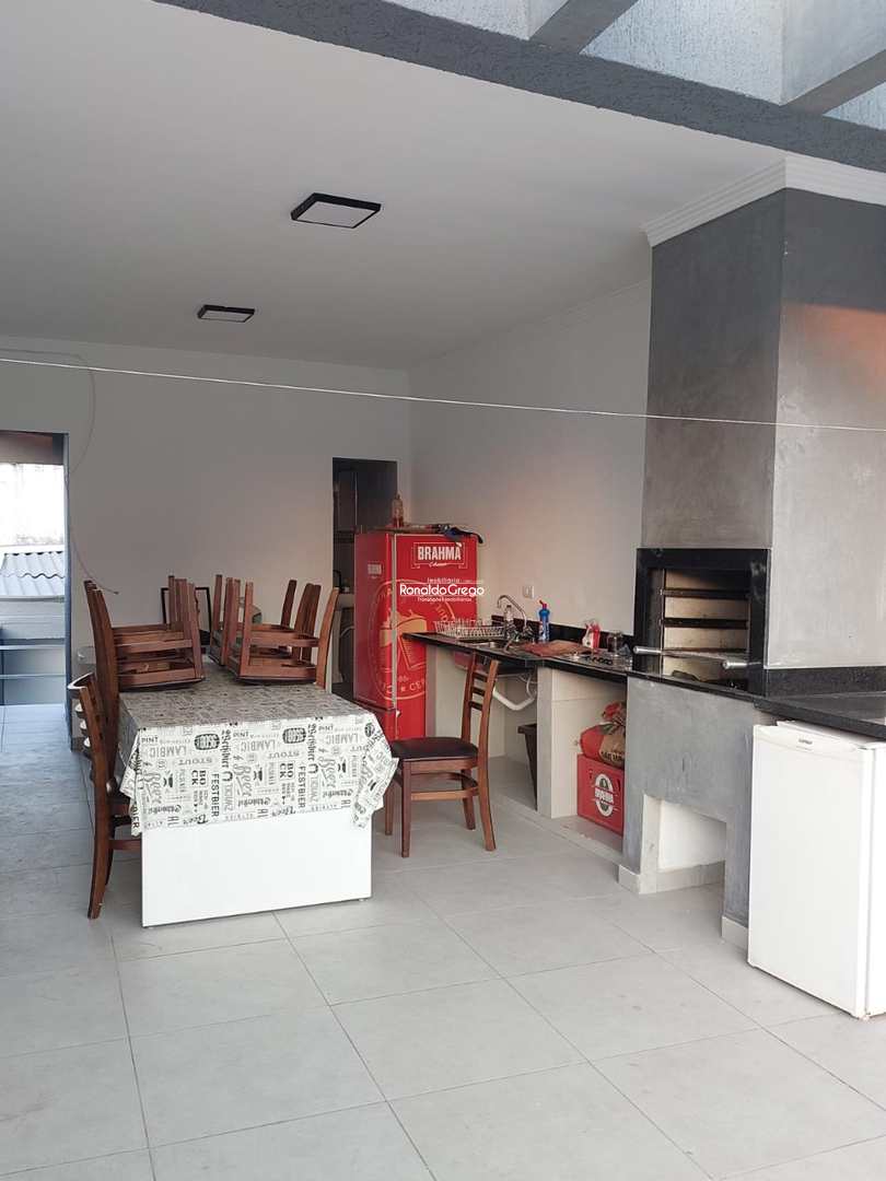 Casa à venda com 2 quartos, 170m² - Foto 16