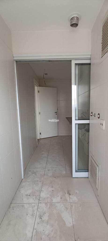 Apartamento à venda com 2 quartos, 74m² - Foto 33