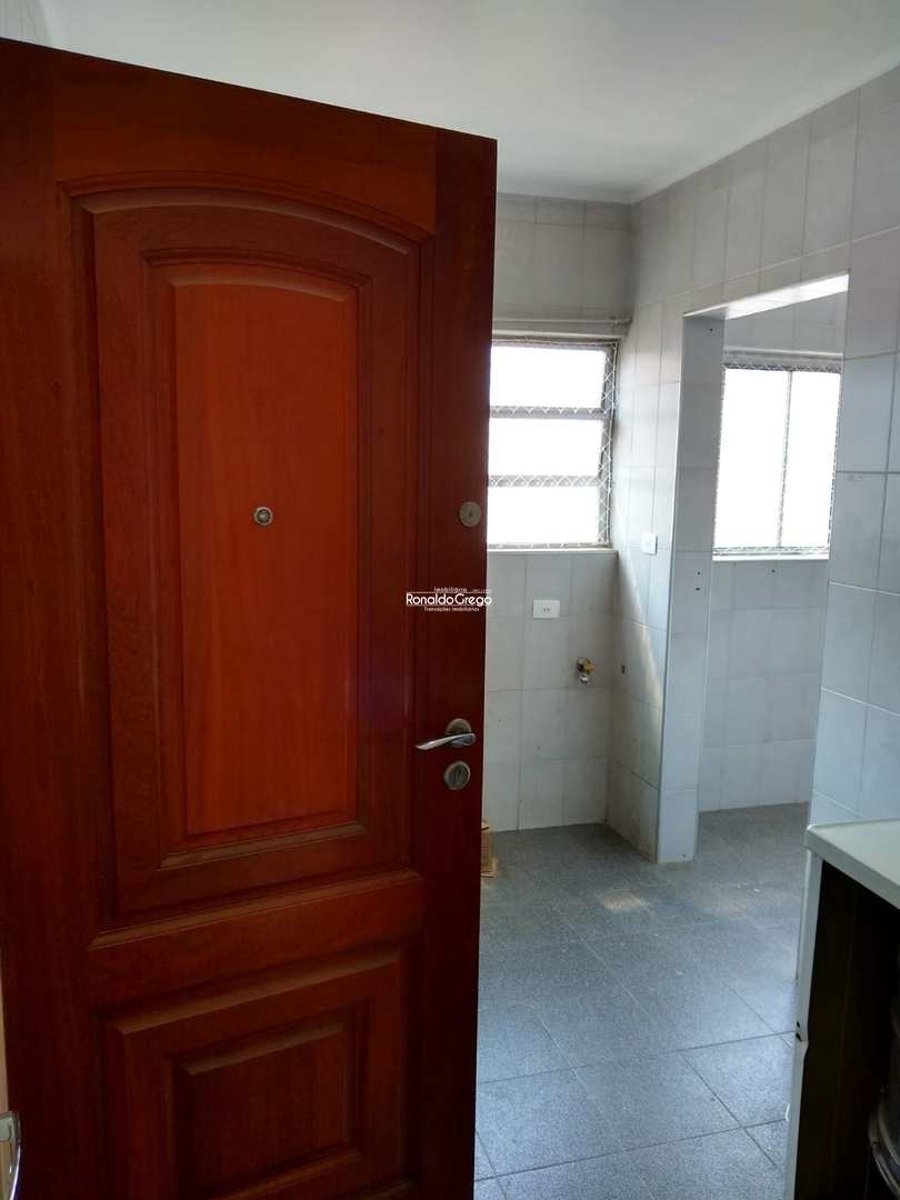 Apartamento à venda com 2 quartos, 72m² - Foto 30