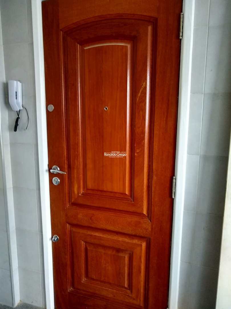 Apartamento à venda com 2 quartos, 72m² - Foto 14