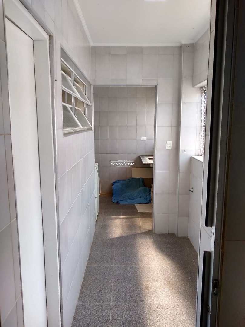 Apartamento à venda com 2 quartos, 72m² - Foto 25