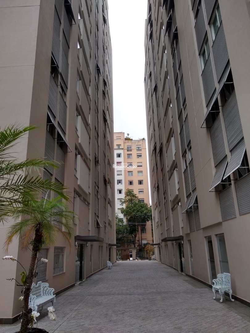 Apartamento à venda com 2 quartos, 72m² - Foto 52