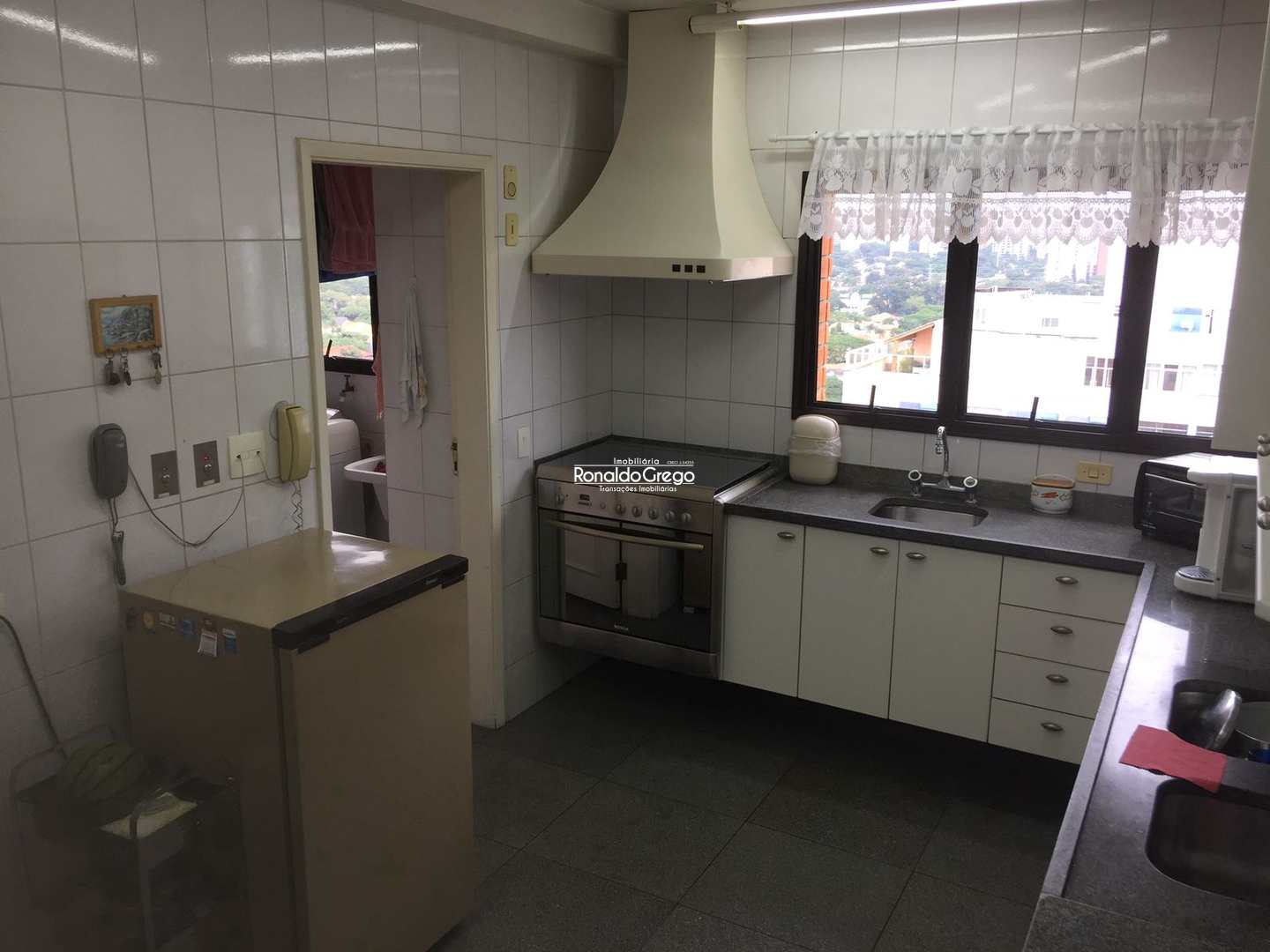 Apartamento à venda com 4 quartos, 200m² - Foto 10