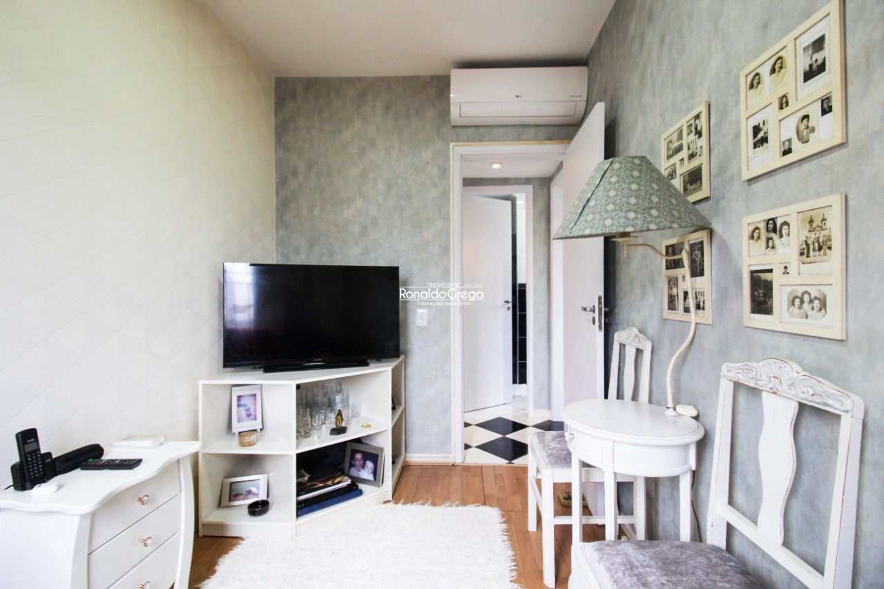 Apartamento à venda com 2 quartos, 62m² - Foto 12