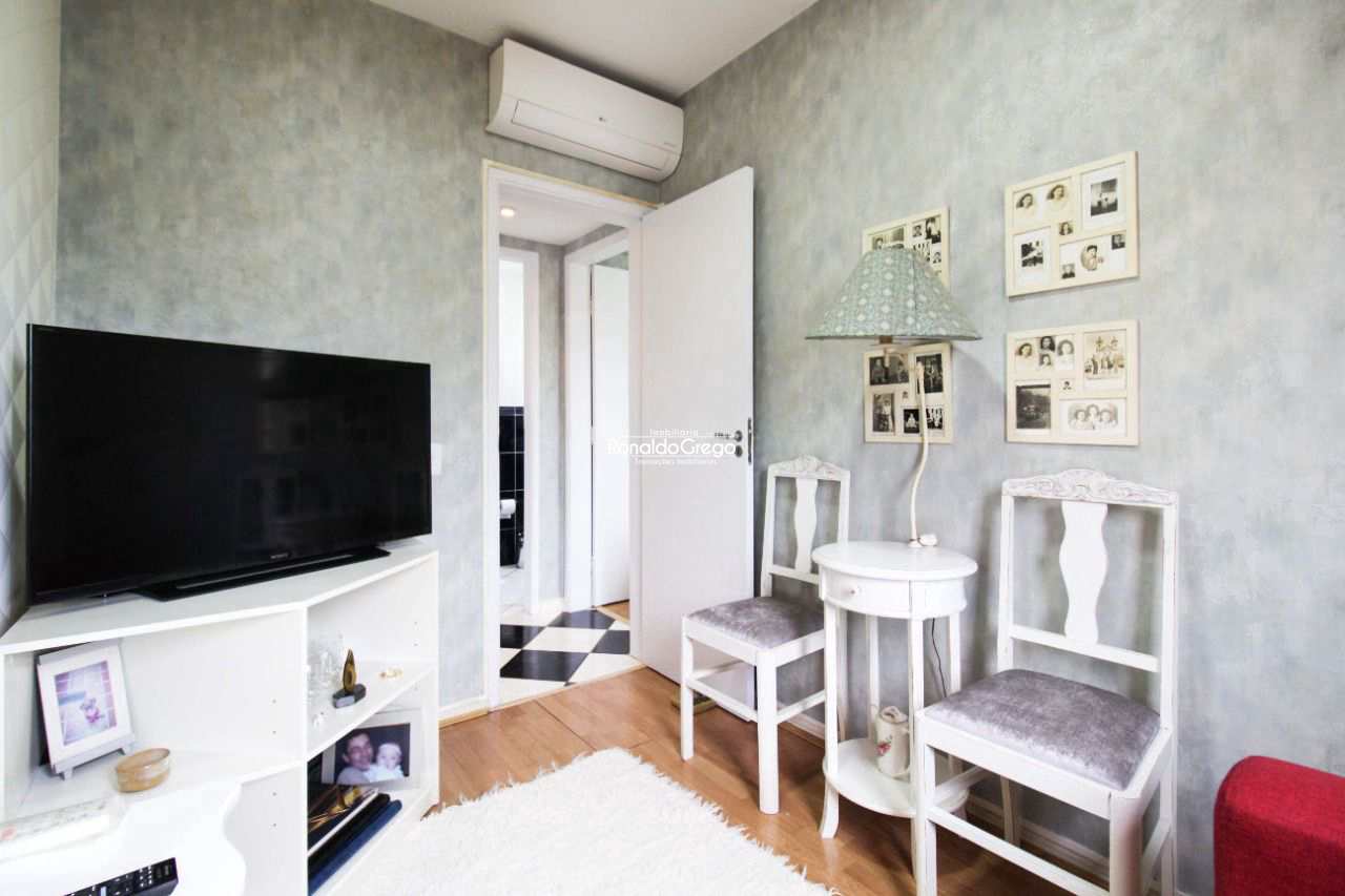 Apartamento à venda com 2 quartos, 62m² - Foto 5