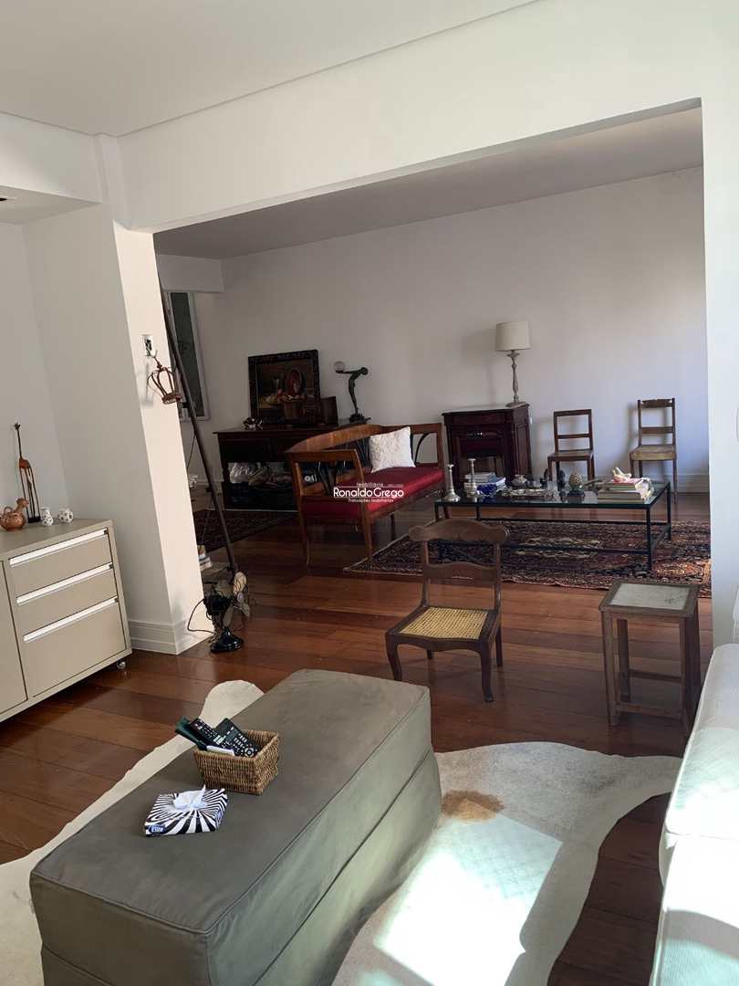 Apartamento à venda com 2 quartos, 160m² - Foto 13