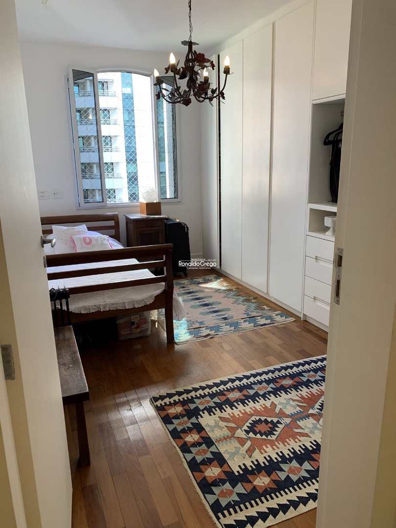 Apartamento à venda com 2 quartos, 160m² - Foto 17