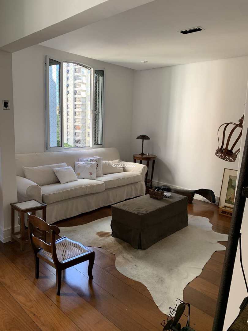 Apartamento à venda com 2 quartos, 160m² - Foto 6