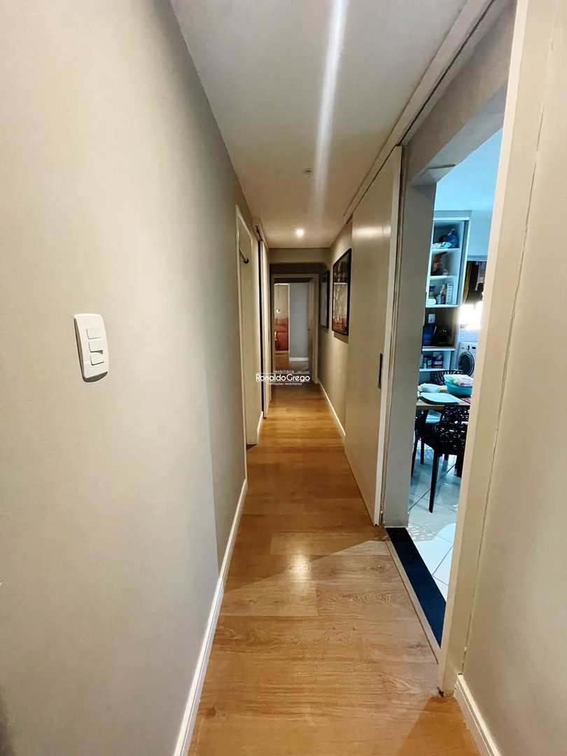 Apartamento à venda com 3 quartos, 110m² - Foto 23