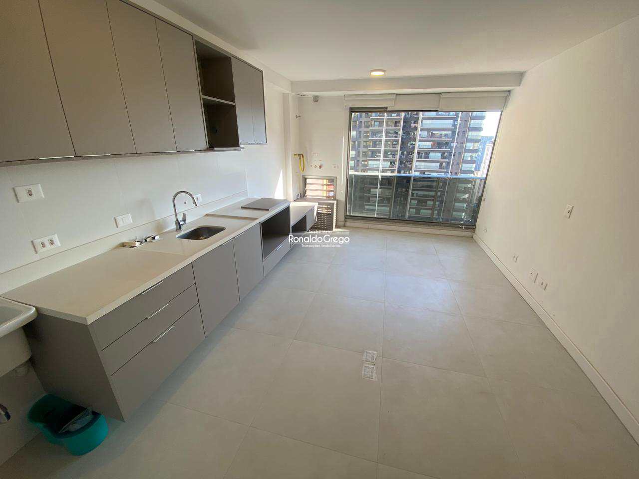 Apartamento à venda e aluguel com 1 quarto, 38m² - Foto 33