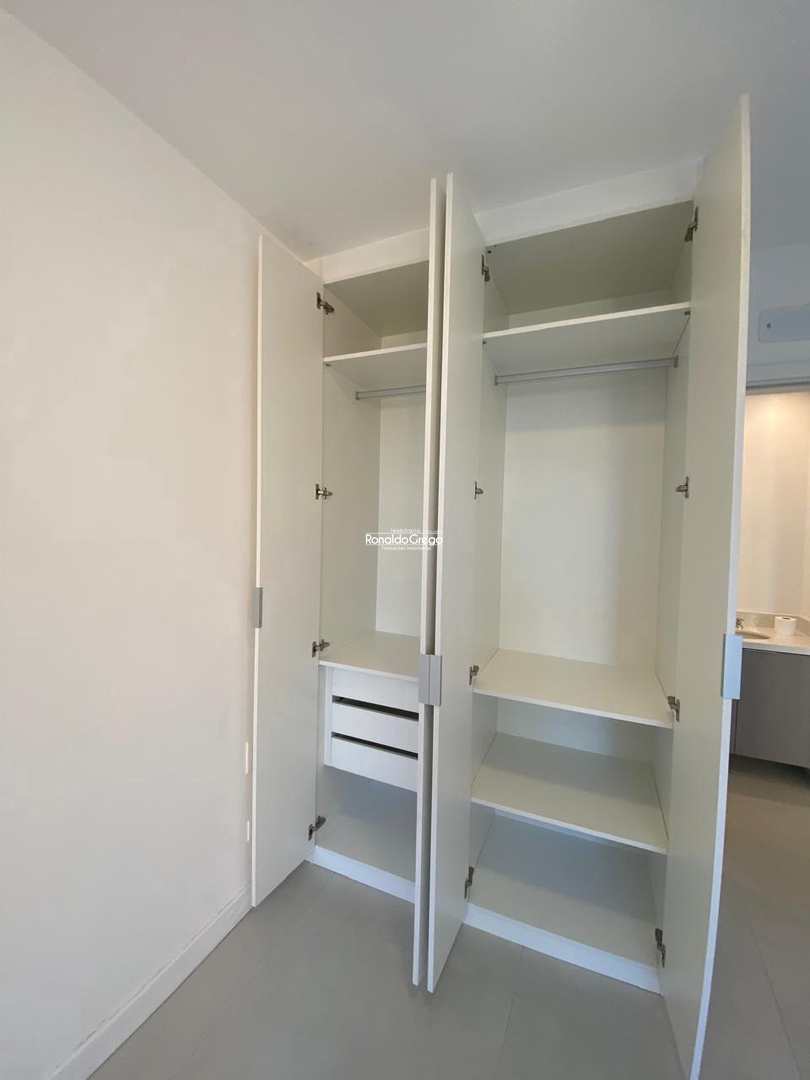 Apartamento à venda e aluguel com 1 quarto, 38m² - Foto 47