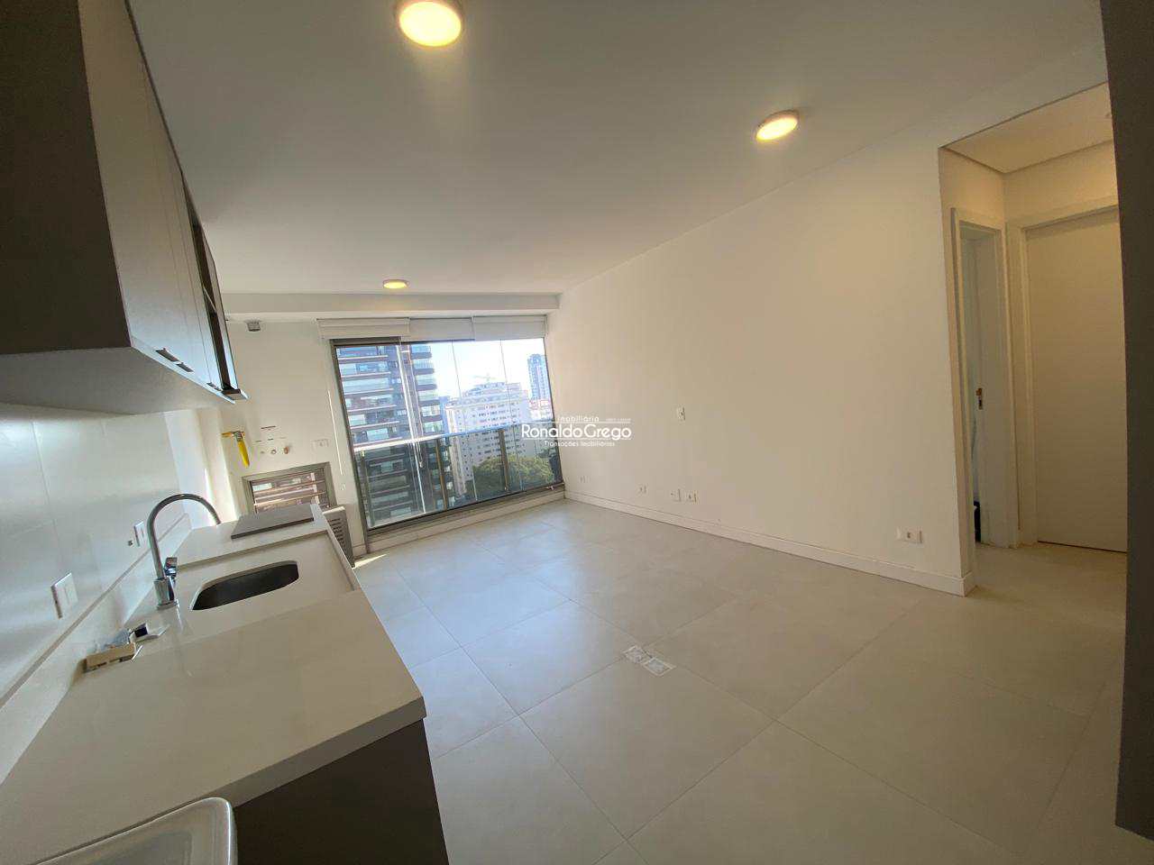 Apartamento à venda e aluguel com 1 quarto, 38m² - Foto 31