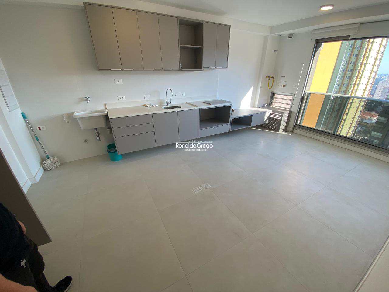 Apartamento à venda e aluguel com 1 quarto, 38m² - Foto 36