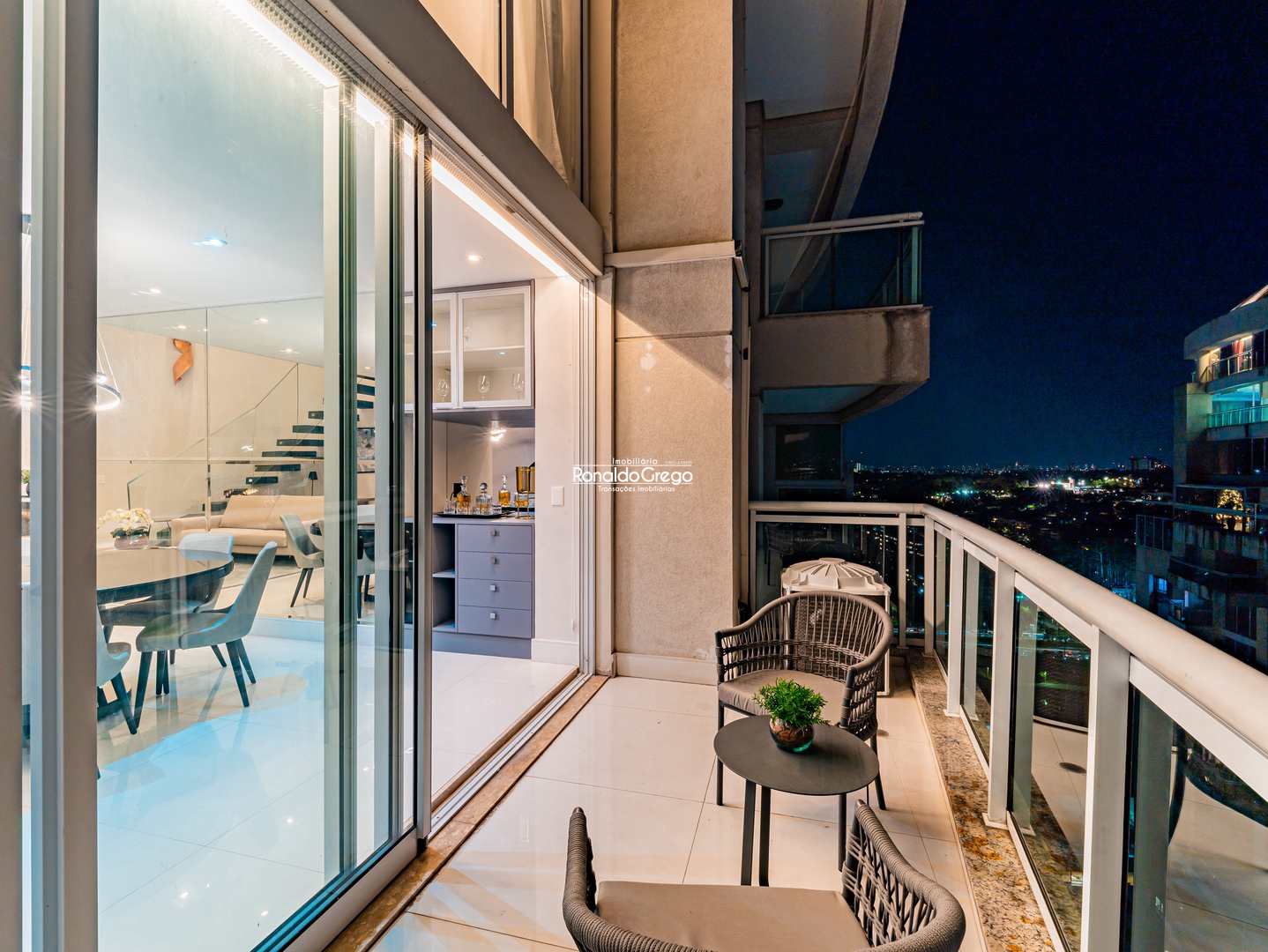 Flat/Apart Hotel à venda e aluguel com 2 quartos, 165m² - Foto 11