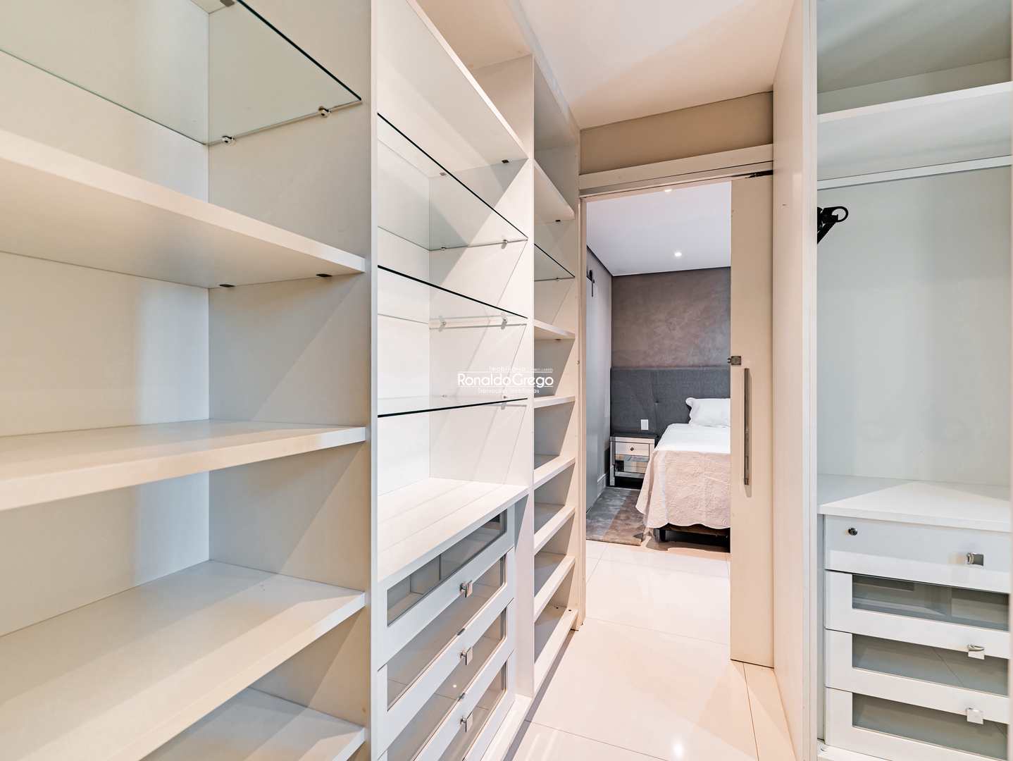 Flat/Apart Hotel à venda e aluguel com 2 quartos, 165m² - Foto 17